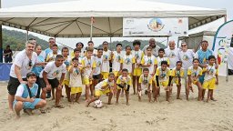 De volta: Grão de Areia 3 retoma aulas de Beach Soccer em Mangaratiba e Itacuruçá